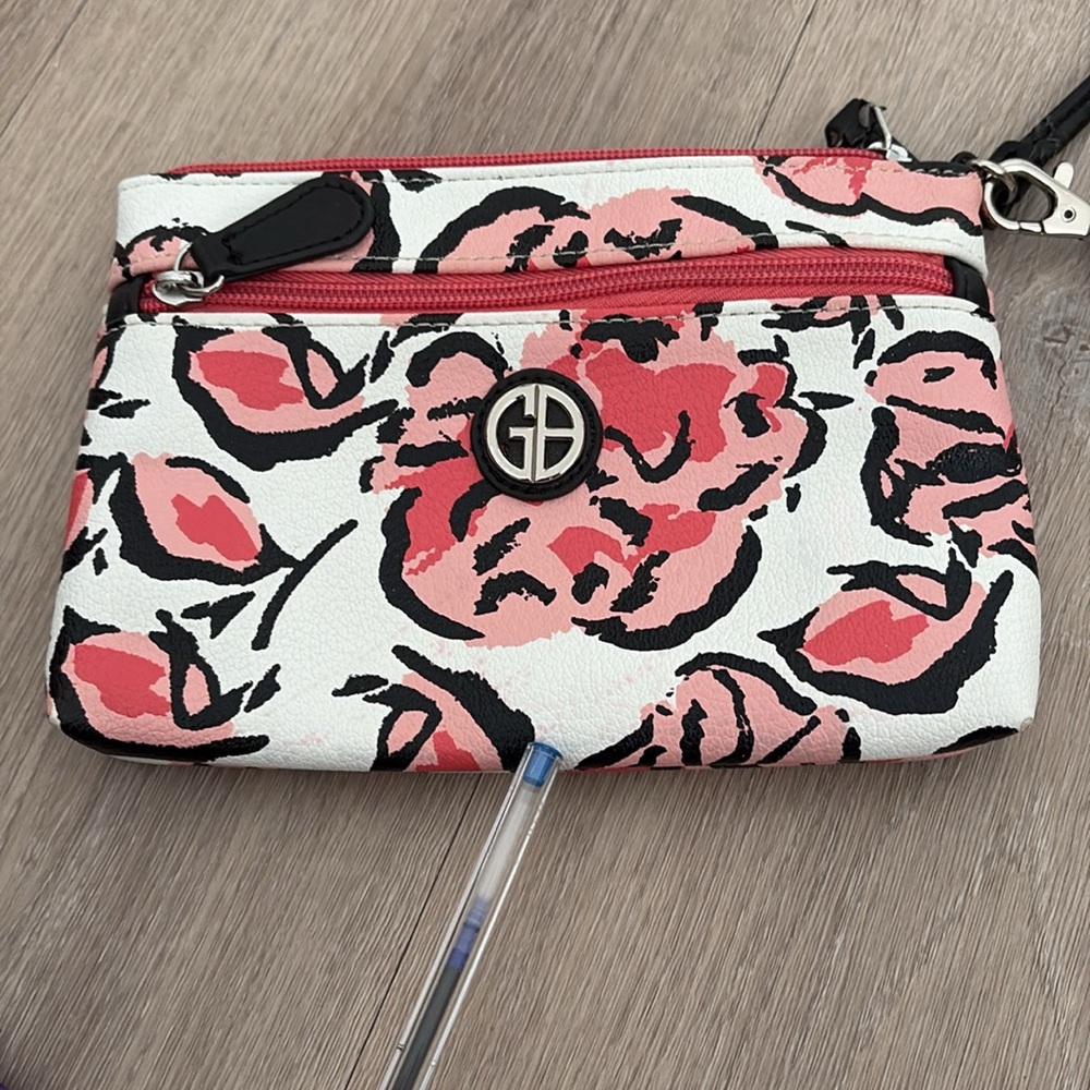 Giani Bernini Womens Wristlet Small Pink White Red Floral Print Spring - Picture 8 of 8